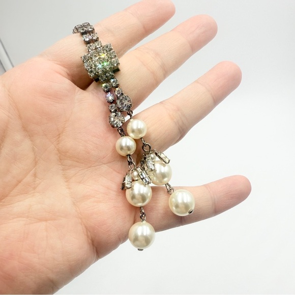 Vintage Rhinestone Necklace with Faux Pearls Adjustable Hook Closure - Picture 7 of 8